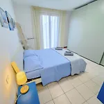L'ostro - Grazioso Bilocale A Civitanova Con Parcheggio Privato