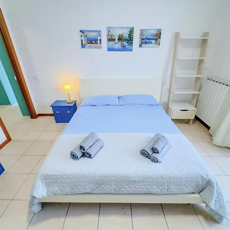 L'ostro - Grazioso Bilocale A Civitanova Con Parcheggio Privato *